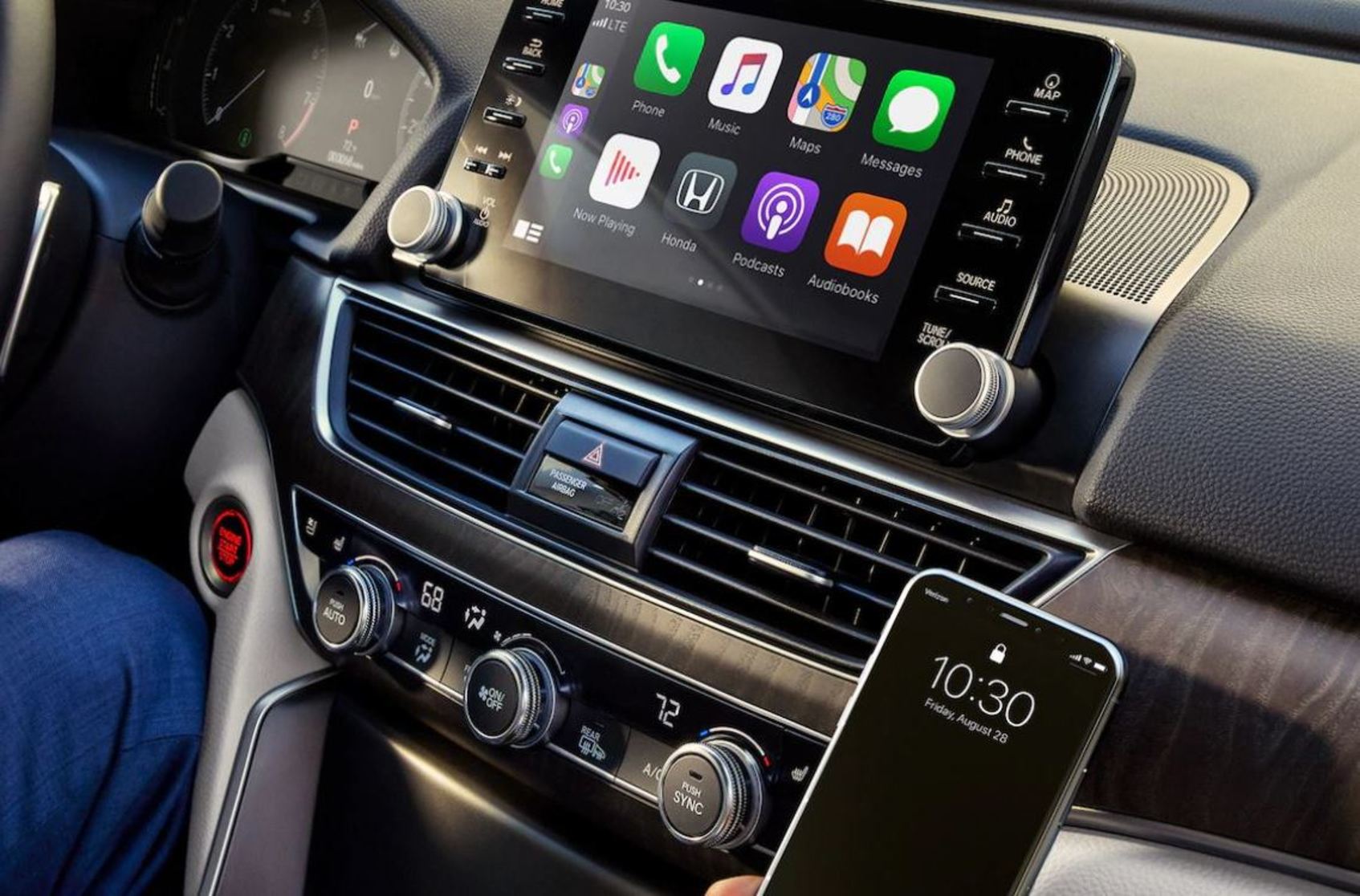 Apple CarPlay® in the 2021 Accord Hybrid