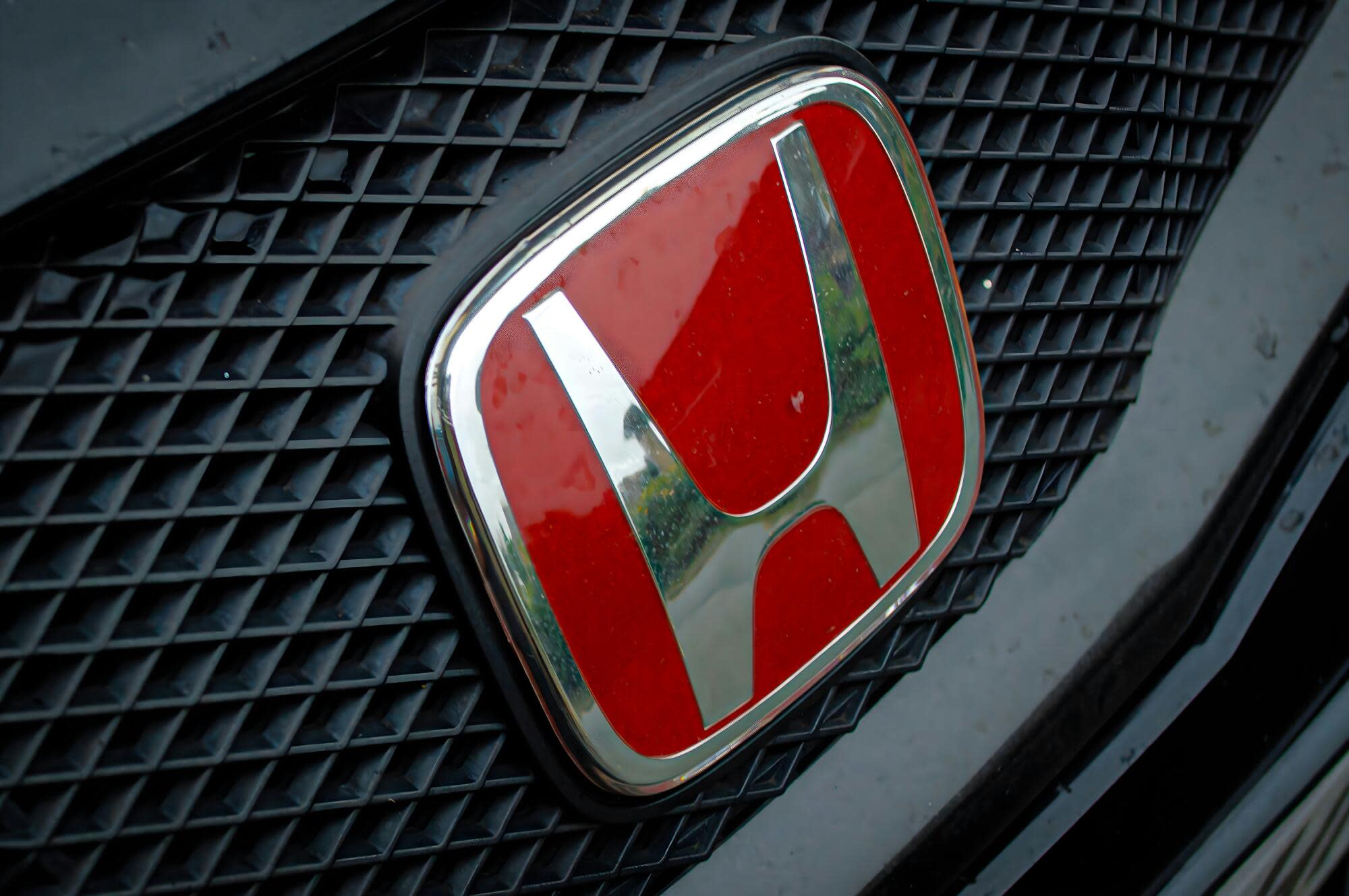 Red Honda Car Logo