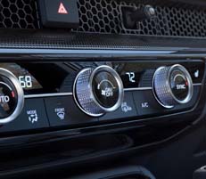 dual-zone automatic climate control
