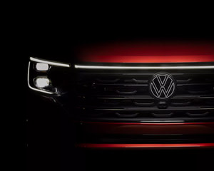 front exterior lighting