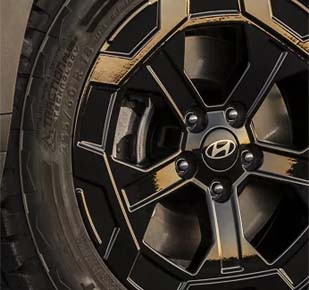 18-inch dark alloy wheels with
