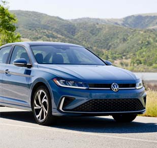 Available power tilting & sliding panoramic sunroof