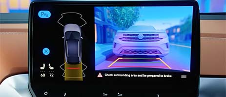 park distance control with maneuver braking