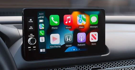 The 2023 Honda HR-V touchscreen display