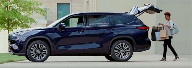 hands-free power rear liftgate