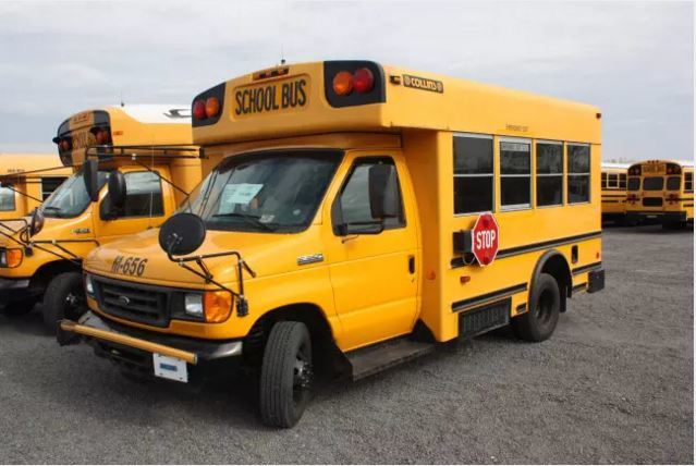 Small Bus Lease Returns - Midwest Transit Equipment