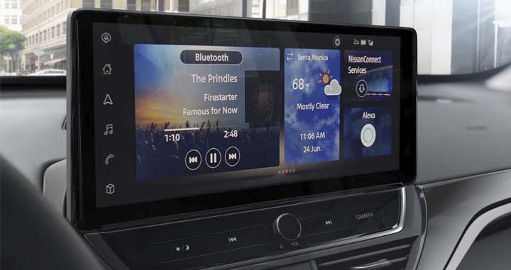 2025 nissan altima connectivity