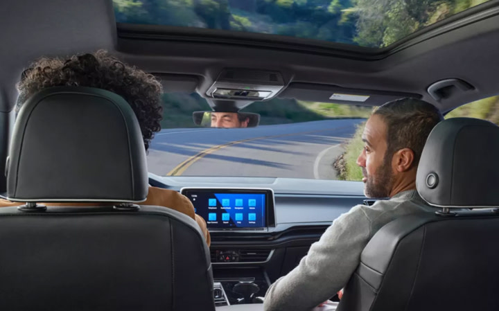 2025 Atlas Cross Sport