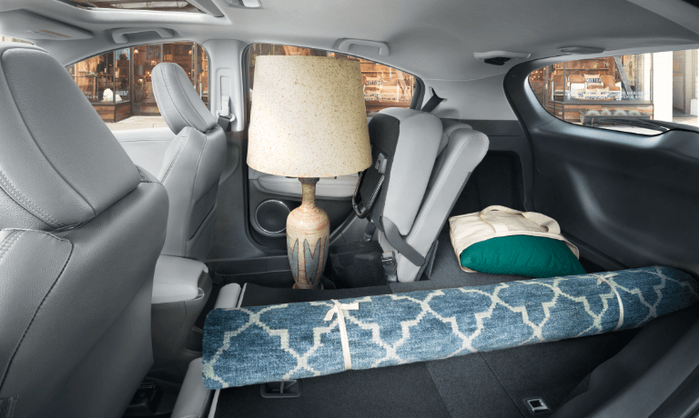 2020 Honda HR-V interior with a lamp and rug in the back