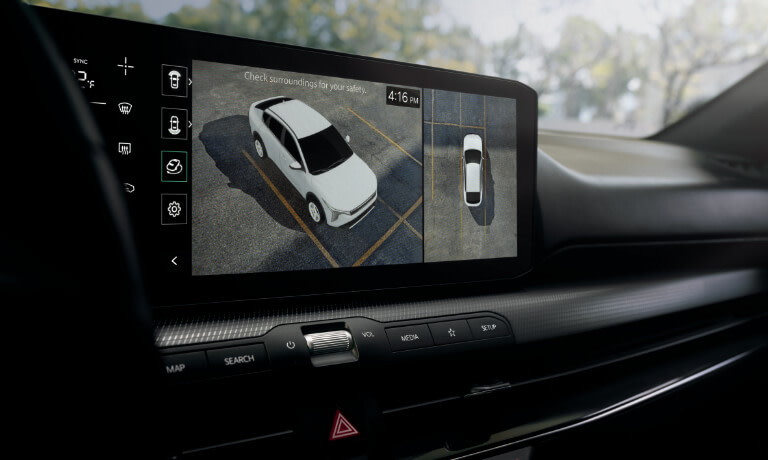 2025 Kia K4 parking assist
