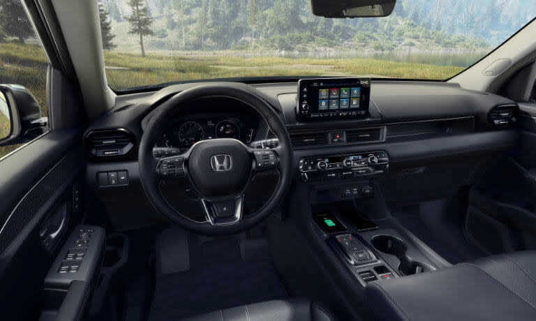2025 Honda Pilot interior dashboard