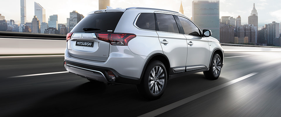 2020 Mitsubishi Outlander Sp Near West Bend Russ Darrow Mitsubishi