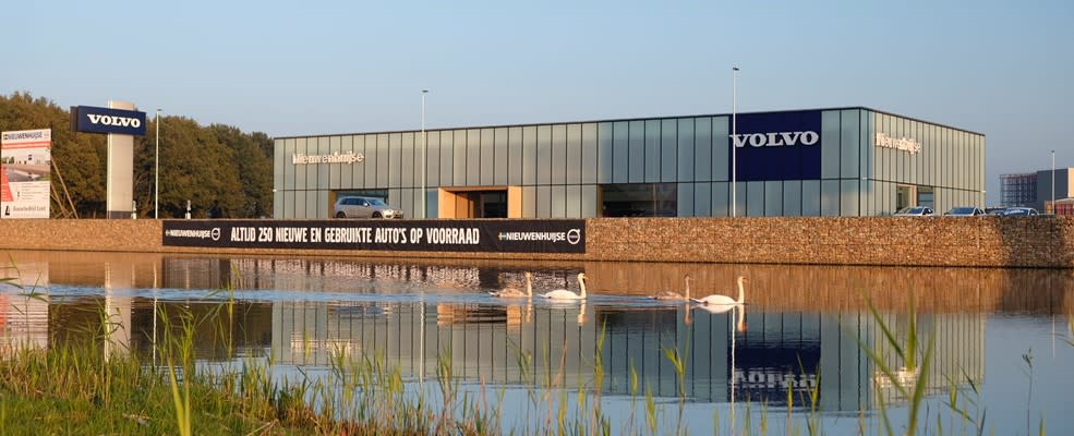 Volvo Nieuwenhuijse op toplocatie bedrijventerrein Hessenpoort Volvo Nieuwenhuijse op toplocatie bedrijventerrein Hessenpoort